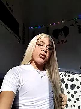 Sweet_LeahSaenz from StripChat