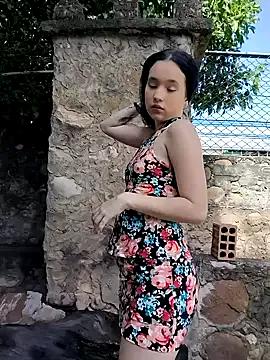 sweet_outdoor_charm from StripChat is Freechat
