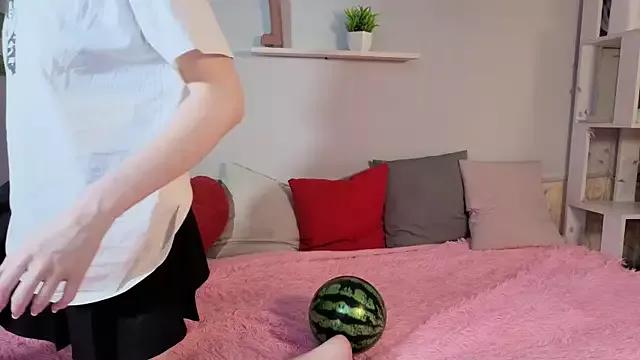 Sweet_Paradox from StripChat
