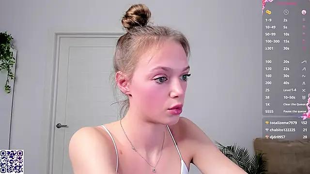 Sweet_Piece from StripChat