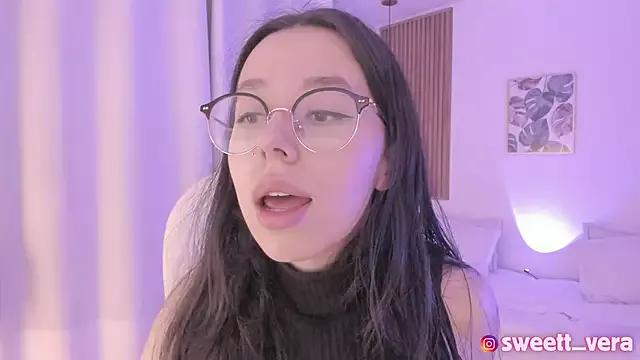 sweet_vera from StripChat