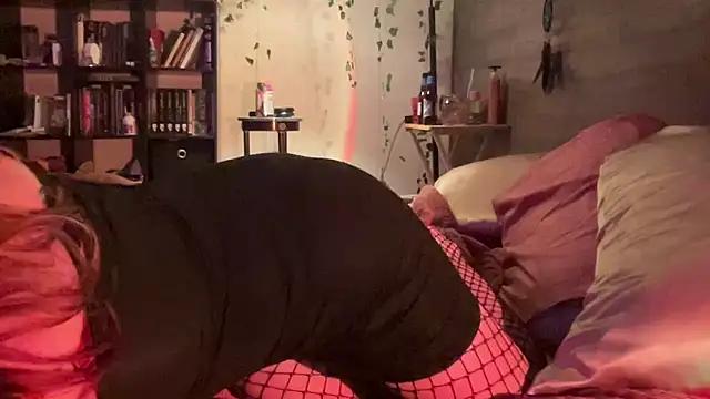 sweetandwet_daddy from StripChat