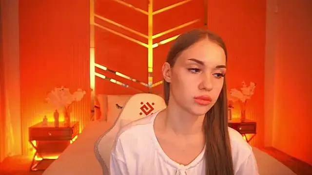 SweetAngellic from StripChat is Freechat