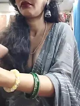 sweetbaby007 from StripChat