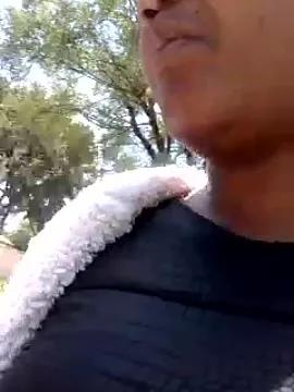 Sweetblcklips from StripChat