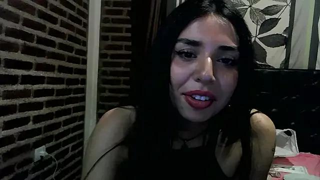 sweetbrunette22 from StripChat