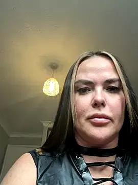 Sweetbutnotinnocent from StripChat