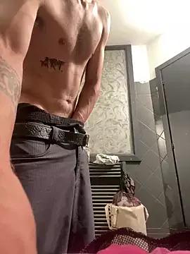 SweetDick23cm webcams show profile image 