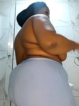SWEETDOLLY29XX from StripChat