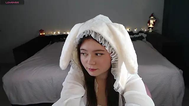 sweetdollyx from StripChat