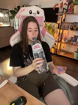 sweetest_pie from StripChat