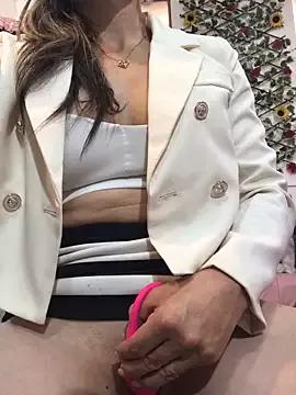 sweetfantasyy69 from StripChat