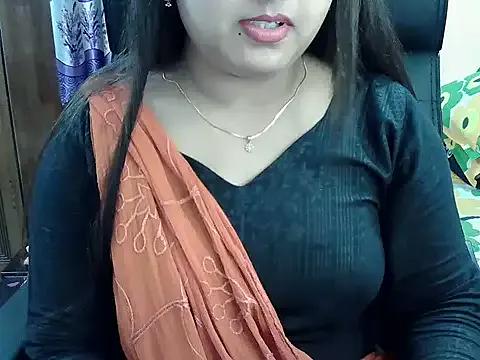 SweetGirlRani143 from StripChat