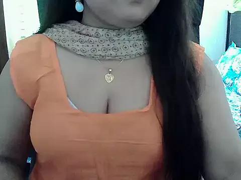 SweetGirlRani143 from StripChat is Freechat