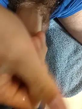 Sweethoneygun from StripChat