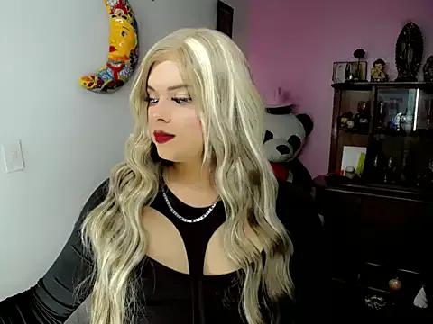 SweetKim21 from StripChat