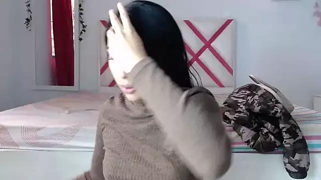 SweetLatiin_ from StripChat