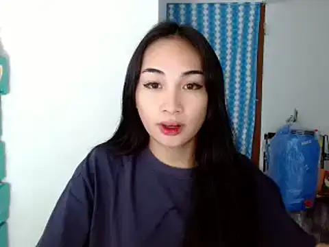 SweetLilly_18 from StripChat