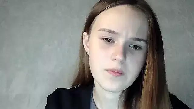 SweetLoraa from StripChat
