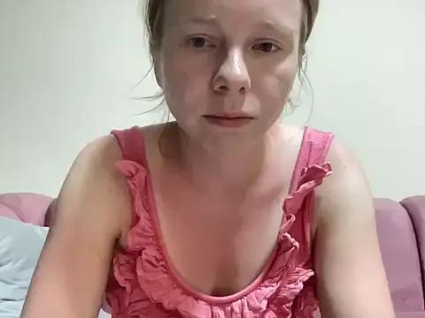 SweetLucy96 from StripChat