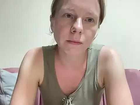 SweetLucy96 from StripChat