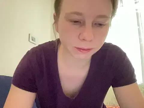 SweetLucy96 from StripChat