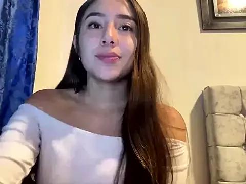SweetMaddiee_ from StripChat