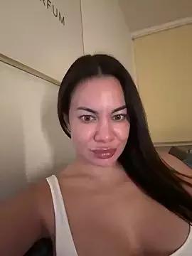 SweetMeiiii from StripChat is Freechat
