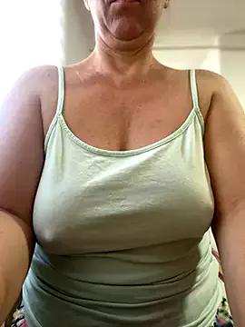 sweetmystery1 from StripChat