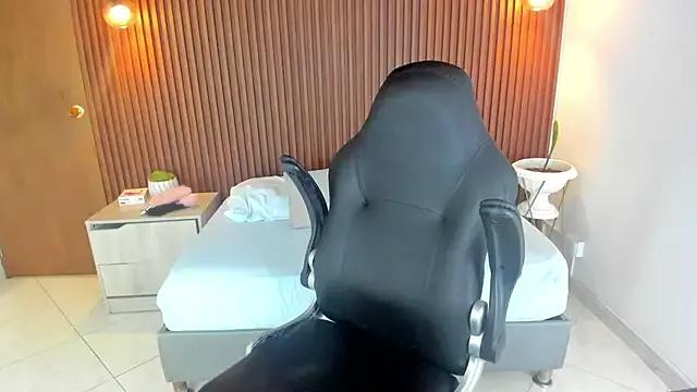 sweetpeach_20 from StripChat
