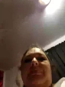Sweetpeas78 from StripChat
