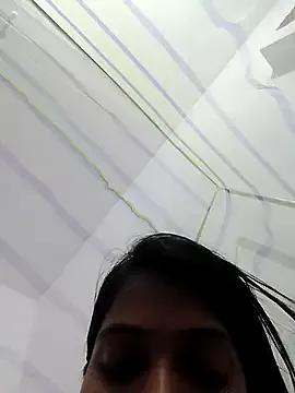 sweetpihu from StripChat