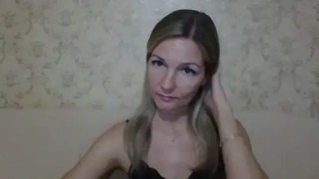 sweetriki from StripChat