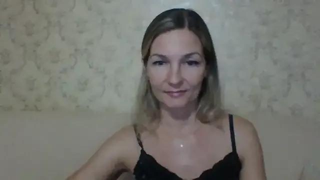 sweetriki from StripChat