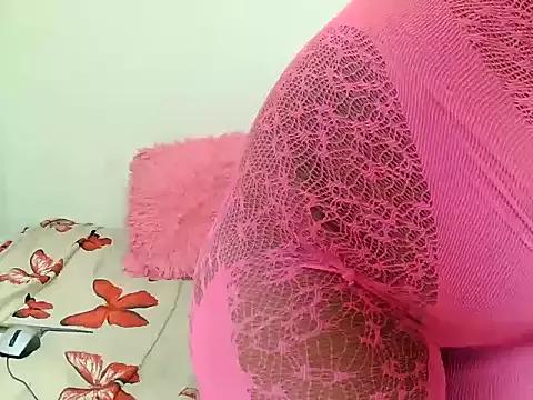 SweetSavage18 webcams show profile image 