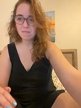 sweetsocalgirl from StripChat is Freechat