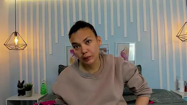 SweetStarr_ from StripChat