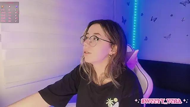 sweettvera from StripChat is Freechat