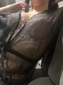 sweetyduygu from StripChat is Freechat