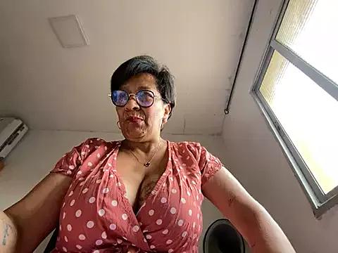 sweeviolet from StripChat