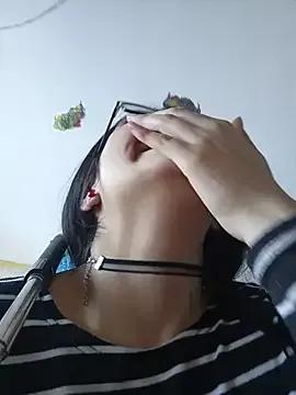 Swetee_sin webcams show profile image 