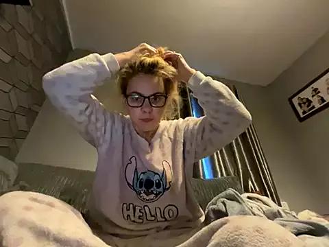 TabbyLovexox from StripChat