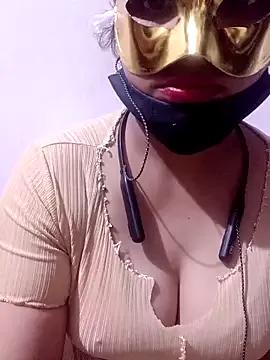Taitanic143 from StripChat
