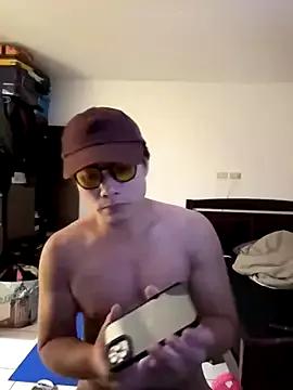TaiwanSlutBitch from StripChat is Freechat