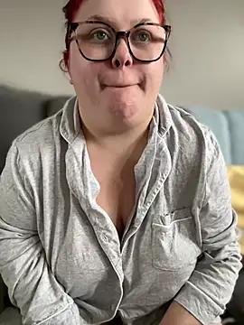 TallulahRose-x from StripChat