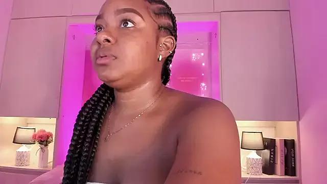 tamaraa_smiith from StripChat