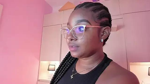 tamaraa_smiith from StripChat