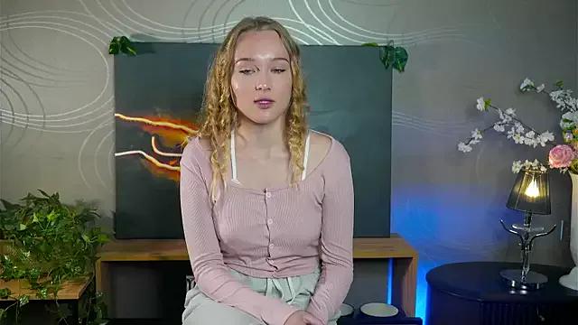 TambraAdner webcams show profile image 
