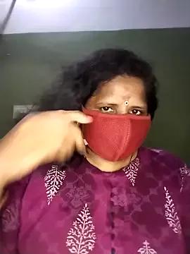 Tamil_KavyaKiss from StripChat is Freechat