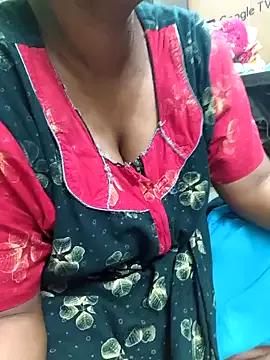Tamilselviroja- from StripChat is Freechat